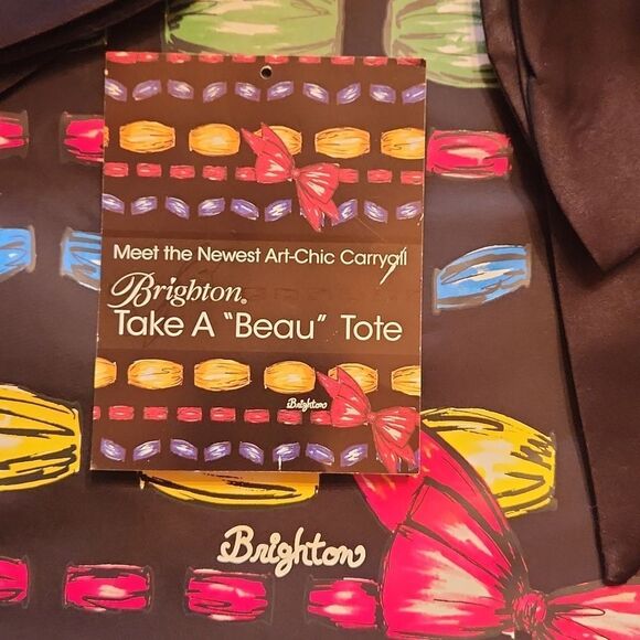 Brighton Art Chic Carryall Take A “Beau” Holiday Tote Bag, Black & Red Bows - Picture 6 of 8